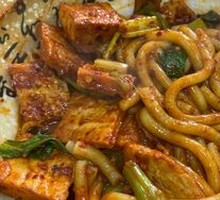 Chicken Half Naan Half Noodles