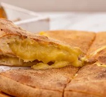 10-Inch Bursting Durian Pizza