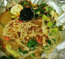 Silver Paper Mushroom and Clam Noodles
