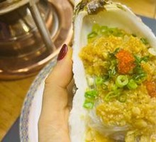 Caviar Garlic Oysters