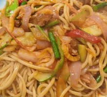 Beef Stir-Fried Noodles