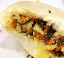Carrot and Three Delicacies Dumplings