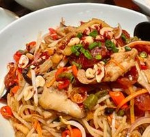 Stir-Fried Fresh Pork with Luosifen
