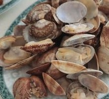 Spicy Stir-Fried Clams