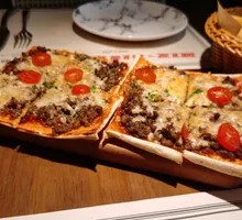 Mexican Beef Cheese Crisp