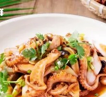 Stir-fried Eight-Striped Sea Cucumber