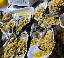 Garlic Steamed Oysters