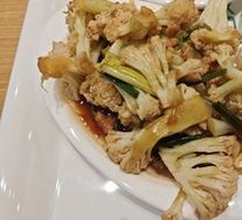Stir-fried Cabbage with Meat