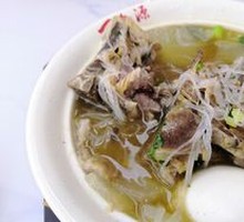 Pork Spine Stewed with Winter Melon