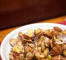 Spicy Stir-Fried Clams