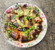 Stewed Eel Scales
