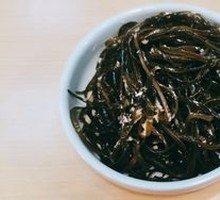Garlic Dressed Kelp Strips