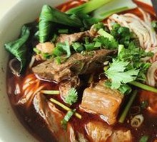 Half Meat, Half Noodles