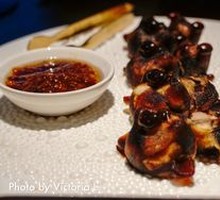Zhen Yu Signature Pig Trotter