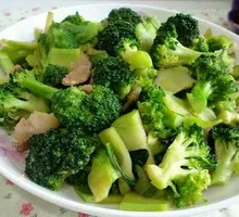 西蓝花炒肉