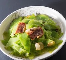 Bamboo Shoot and Black Mushroom Stir-Fry with Pork