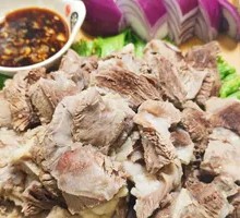 Shredded Lamb Leg