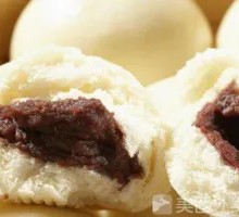 Red Bean Bun