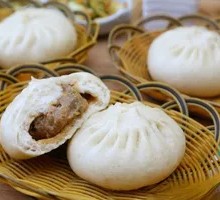 Sichuan-style Braised Pork Buns