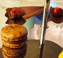 Four-Color Macaron