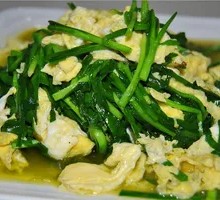Stir-fried Eggs with Leeks