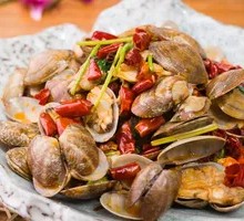 Spicy Stir-Fried Clams