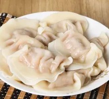 Chinese cabbage and pork dumplings
