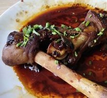Flavorful Sauce Lamb Hoof