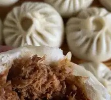 Handmade Pork Bun with Sauce