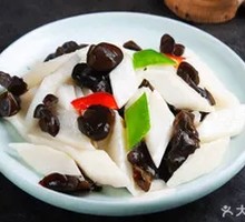 Stir-fried Yam with Wood Ear Mushrooms
