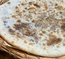 Big Onion Meat Bo Shan Fire Cake