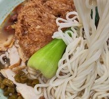 Old Liuzhou Signature Snail Rice Noodles