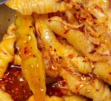 Spicy Sweet Red Oil Chicken Feet