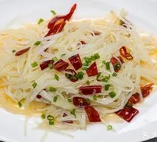 Stir-Fried Potato Strips