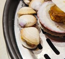 Steamed Fresh in Large Pot