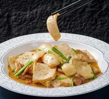 Sea Water Tofu Stewed with Squid