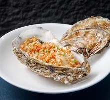 Steamed Large Oysters with Garlic and Vermicelli