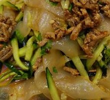 Shredded Pork with Cold Noodles