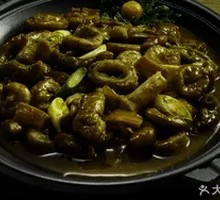 Stewed Pig Intestine with Chinese Cabbage