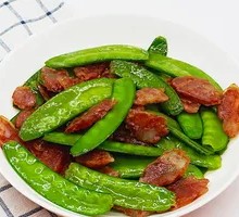 Snow Peas with Chinese Sausage