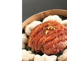 Steamed Pork Dumplings with Rice Noodles