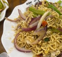 Stir-Fried Instant Noodles