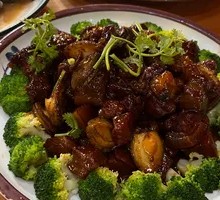 Yu Fu Braised Pork with Abalone