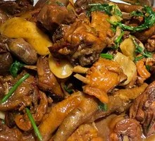 Clay Pot Wood-Fired Chicken Stir-Fry