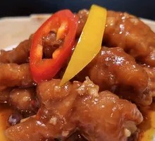 Steamed Chicken Feet in Sauce