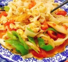 Tomato and Egg Stir-Fried Knife-Cut Noodles