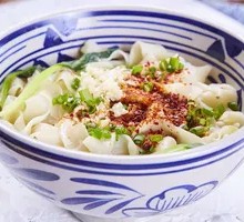 Oil-Poured Noodles