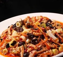 Fish-Flavored Shredded Pork