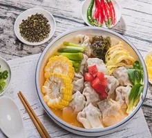 Old Soup Corn and Pork Dumplings