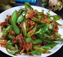 Stir-Fried Pork with Green Peppers